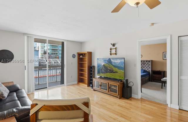 3588 Collins Ave