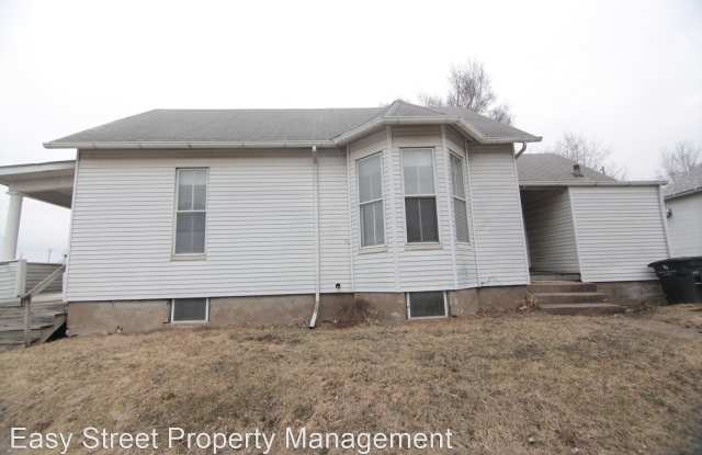 2402 5-1/2 Ave.