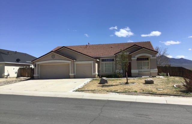 358 Hidden Oaks Dr - 358 Hidden Oaks Drive, Lyon County, NV 89403