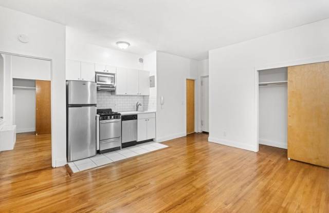 Photo of 440 East 85th Street