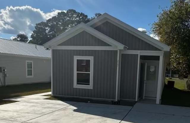 Photo of 405 Apple Lane