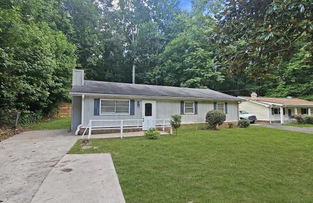 3894 Cindy Dr