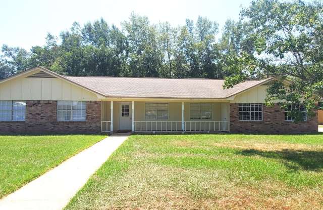 2700 Catherine Drive - 2700 Catherine Drive, Ocean Springs, MS 39564