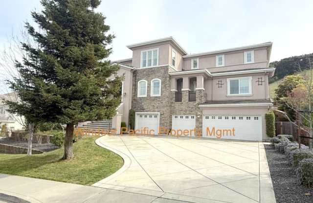 Luxurious  Sought After Home In The Bucolic Hills Of Gated Norris Canyon Estates !