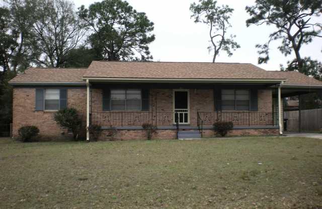 739 Boxwood Dr - 739 Boxwood Drive, Pensacola, FL 32503