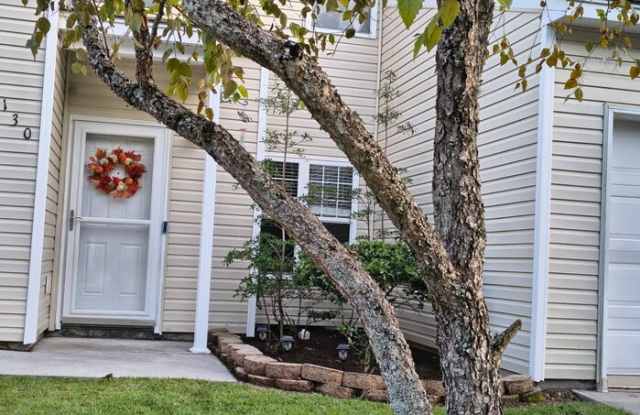 Photo of 130 Grand Oaks Drive