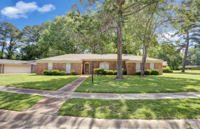 5035 Riverwood Circle - 5035 Riverwood Circle, Jackson, MS 39211