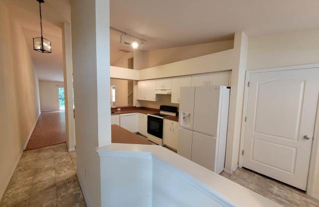 1018 Grand Hickory Circle