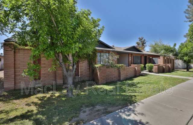 1039 W. Laguna Drive