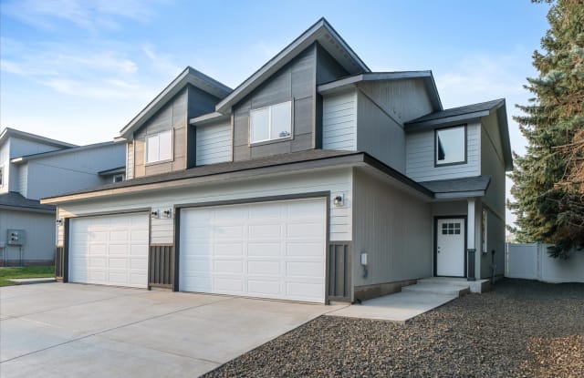 622 W 6th St - 622 West 6th Street, Cheney, WA 99004