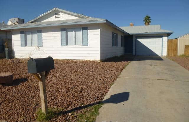 6480 Bugbee Ave - 6480 Bugbee Avenue, Spring Valley, NV 89103