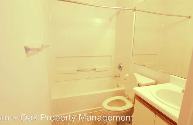 Photo of Room in 4 Bedroom Home at Collegiate Cir