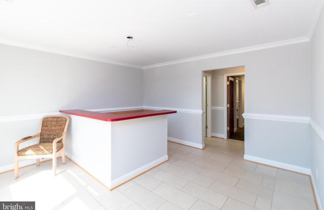 3434 ROCKEFELLER Court unit: 3