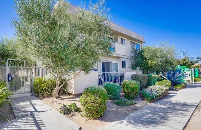 Gated, Mid‑Century Multi‑Family Property near Metro Access and Victoria Park