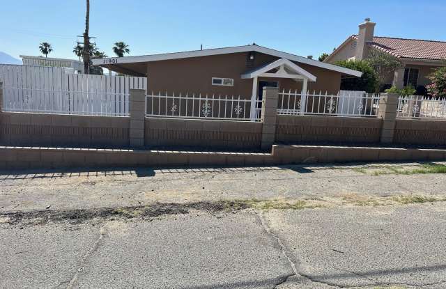 11901 Verbena Drive