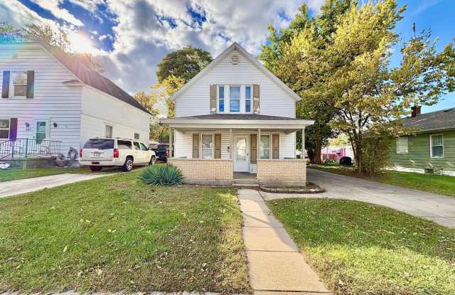 919 Logan St.