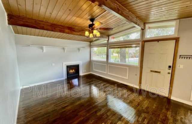 905 Rancho Blvd