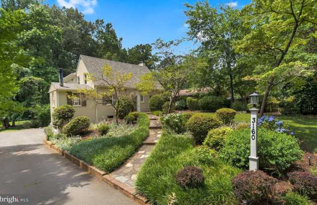3160 HOLMES RUN ROAD