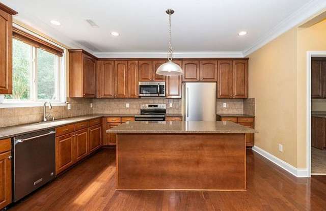 532 Front Ridge Drive