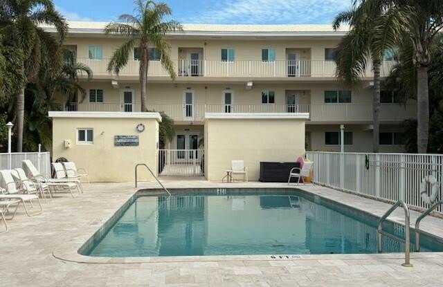 6530 N Ocean Boulevard