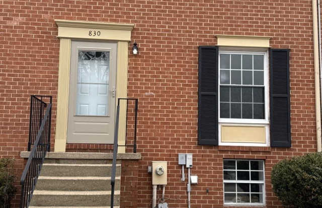 830 Oyster Bay Harbour