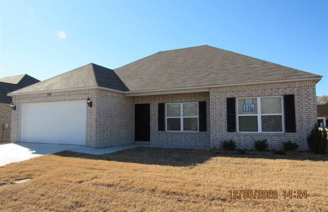 2085 Matthews Meadow Lane - 2085 Matthews Meadows Ln, Conway, AR 72032