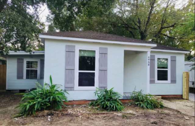 Photo of 4958 Bradley Street (2 Bed/1 Bath)