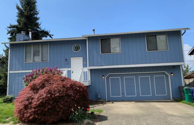 11315 126th Ave NE - 11315 126th Avenue Northeast, Kirkland, WA 98034