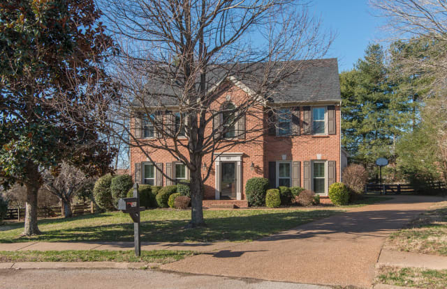 521 Foxcroft Cir - 521 Foxcroft Circle, Franklin, TN 37067