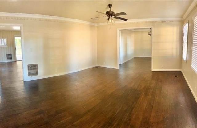 910 Lawrenceville Highway