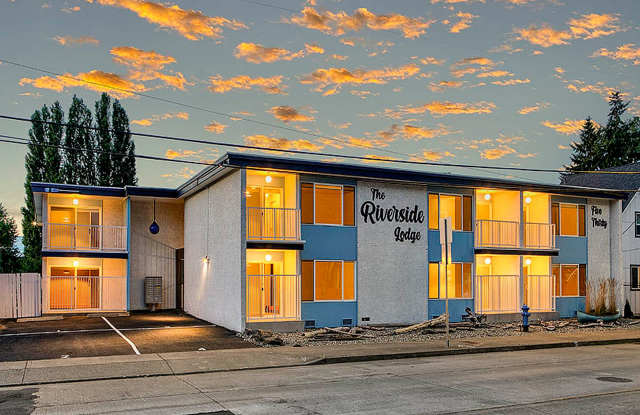 Photo of Riverside Apartments