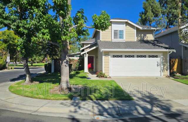 4427 Ashwood Common