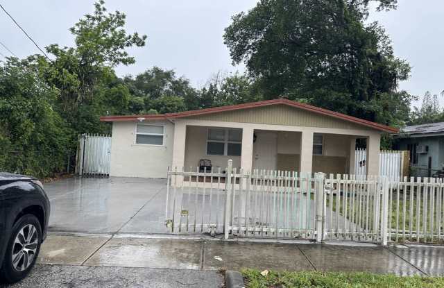 180 Ne 169th St - 180 Northeast 169th Street, North Miami Beach, FL 33162