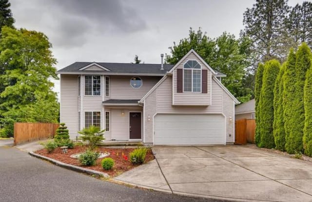 4372 Southeast Pine Way - 4372 Southeast Pine Way, Hillsboro, OR 97123