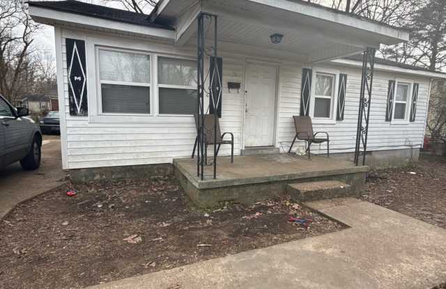 672 Coach St, Brownsville TN
