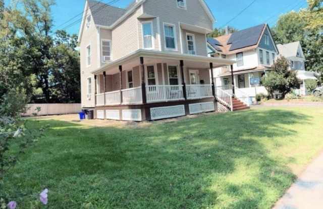 9 Coddington Ave