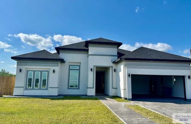 7005 HELICONIA DR