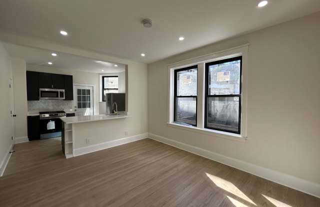 Photo of 4638 North Hamilton Avenue