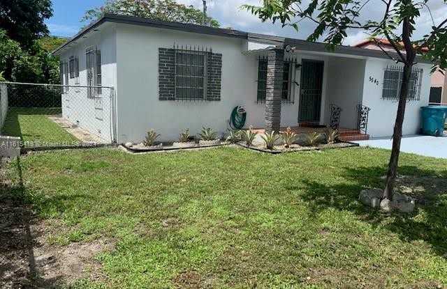 5540 SW 5th Ter