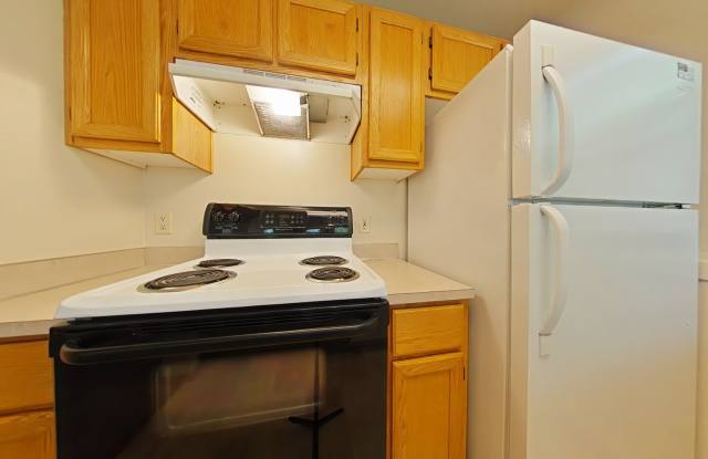 1 Bedroom Apartment ~ Close to Campus