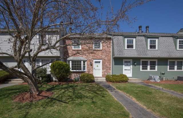 55 Prescott Dr - 55 Prescott Drive, Middlesex County, MA 01863