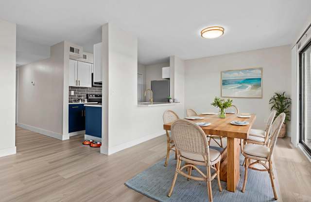 The Waverly on the Lake