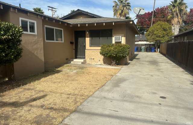 1709 Evergreen Avenue, Modesto, CA 95350