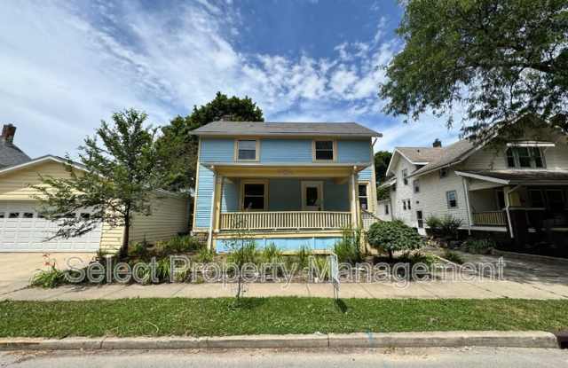 454 Kinnaird Avenue