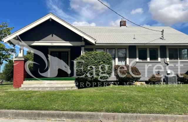 Large Four Bedroom House Located Near Whitman College