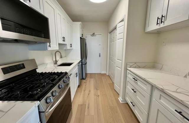 Photo of 4141 N HENDERSON Road unit: 912