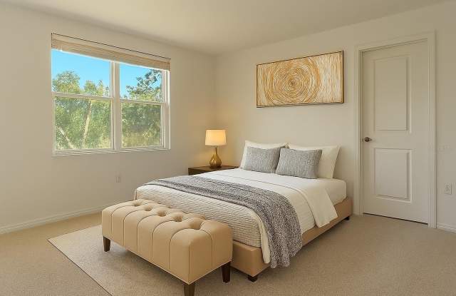 8445 LUNAR SKYE STREET