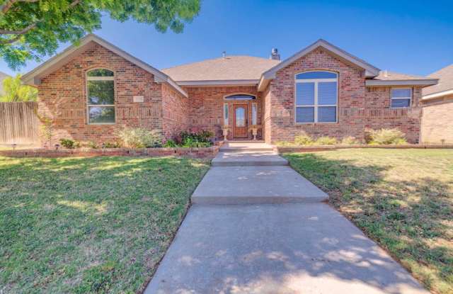 5706 Pedernales Dr - 5706 Pedernales Drive, Midland, TX 79707