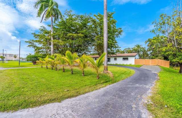 535 N Biscayne River Dr