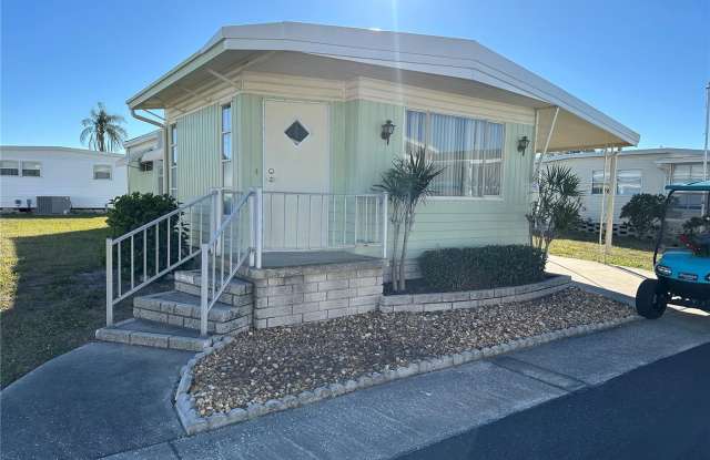 15 PINDO PALM STREET W